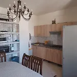 Grand Appartement Lumineux Avec Balcon & Parking Ideal Familles Et Pro