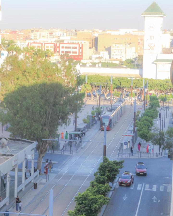 Grand Lumineux Avec Balcon & Parking Ideal Familles Et Pro Casablanca